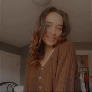 Meet your Posher, Brittney